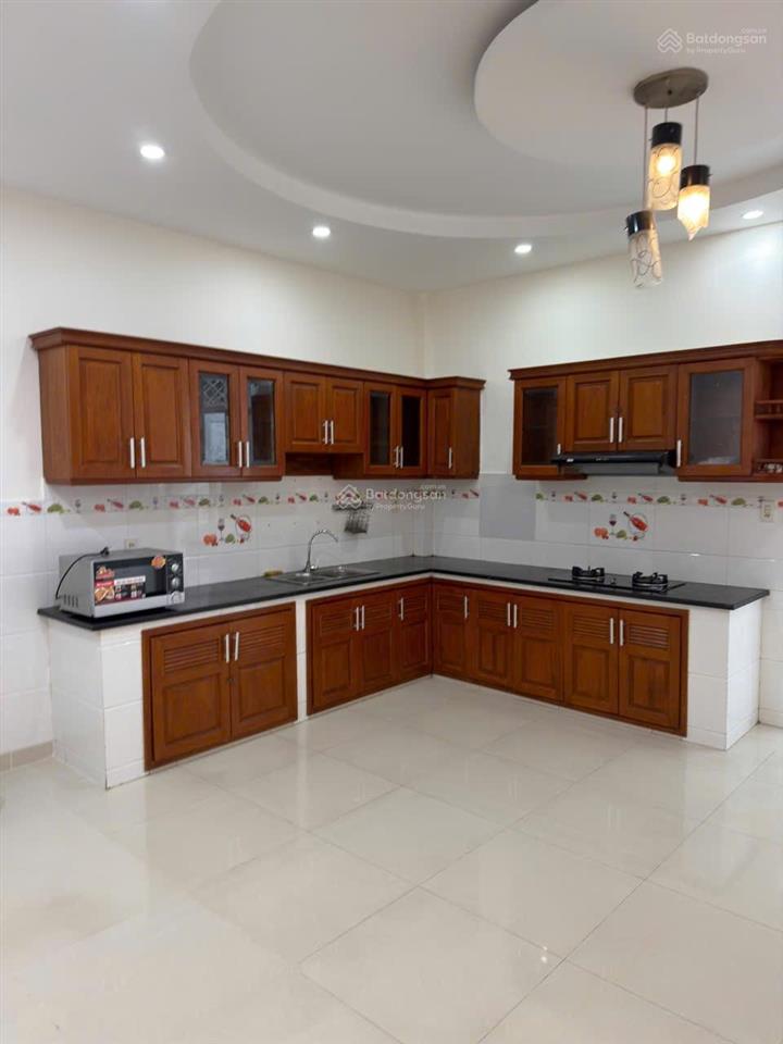 Cho thuê nhà nguyên căn kdc đại phúc green villas giá 20tr/th, 1 hầm 4 lầu, 6pn, 6wc