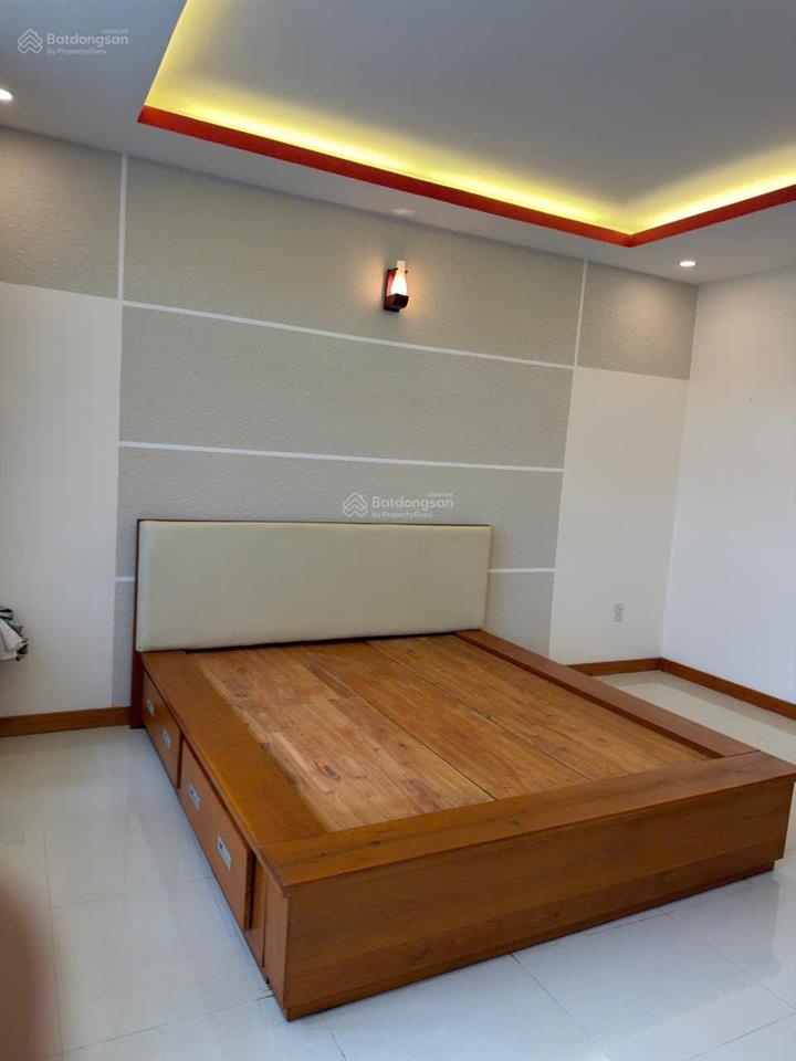 Cho thuê nhà nguyên căn kdc đại phúc green villas giá 20tr/th, 1 hầm 4 lầu, 6pn, 6wc