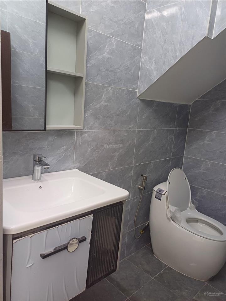 Bán nhà dsh 4 căn xã nhơn đức nhà bè
