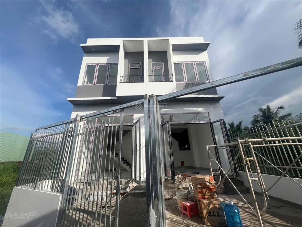 Bán nhà dsh 4 căn xã nhơn đức nhà bè