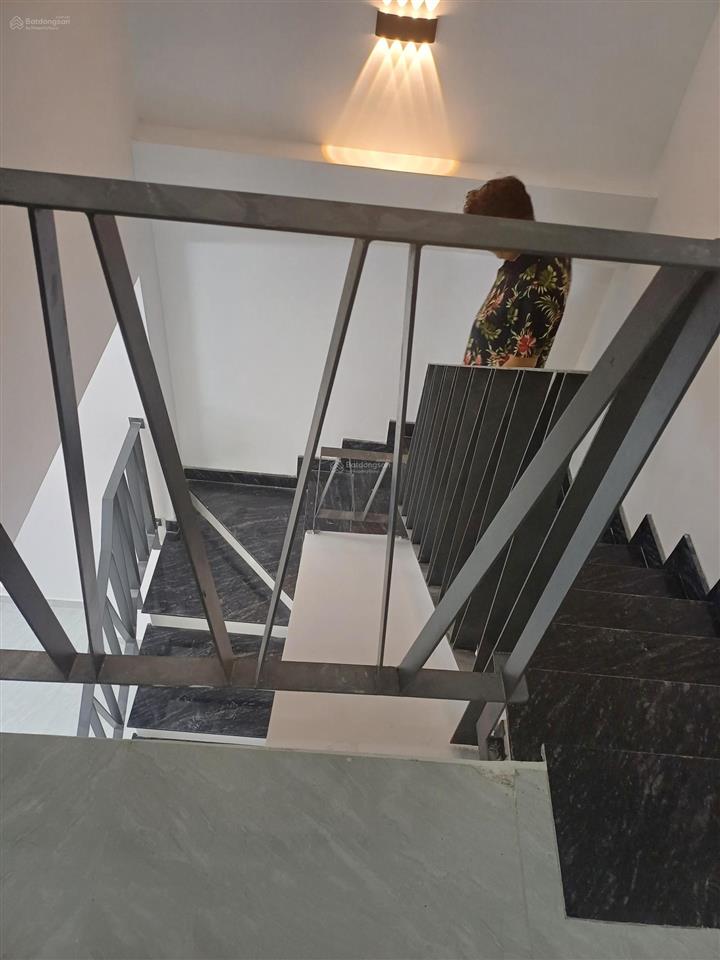 Bán nhà dsh 4 căn xã nhơn đức nhà bè