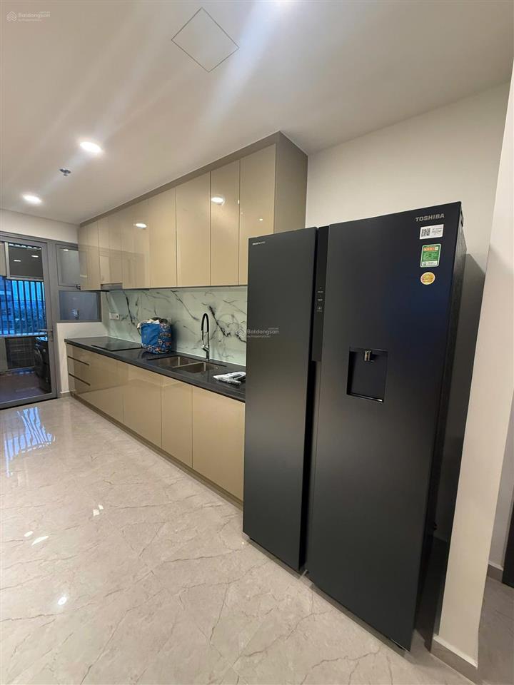 Tin thật 100% celesta rise 3pn 2wc 105m2 full đồ giá 23tr lầu cao view đẹp.  0918 722 ***