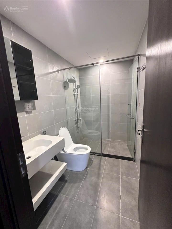 Tin thật 100% celesta rise 2pn 2wc 79m2 có nội thất giá chỉ 13tr/tháng.  0918 722 ***