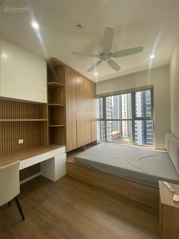 Chính chủ gửi cho thuê celesta rise 3pn 2wc 105m2 full đồ giá 26tr lầu cao view đẹp.  0918 722 ***