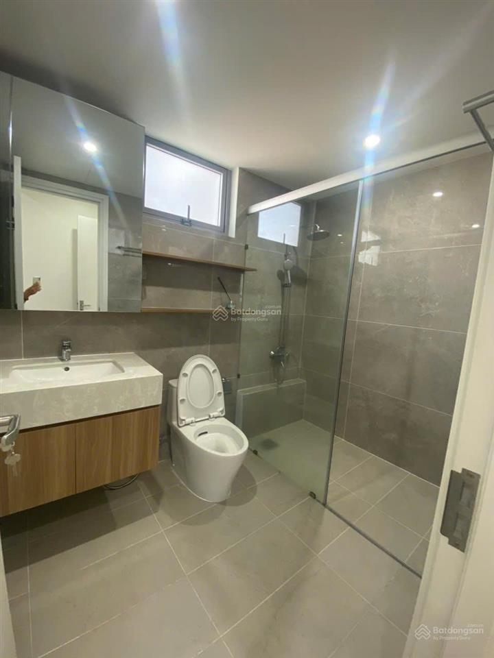 Chính chủ gửi cho thuê celesta rise 3pn 2wc 105m2 full đồ giá 26tr lầu cao view đẹp.  0918 722 ***