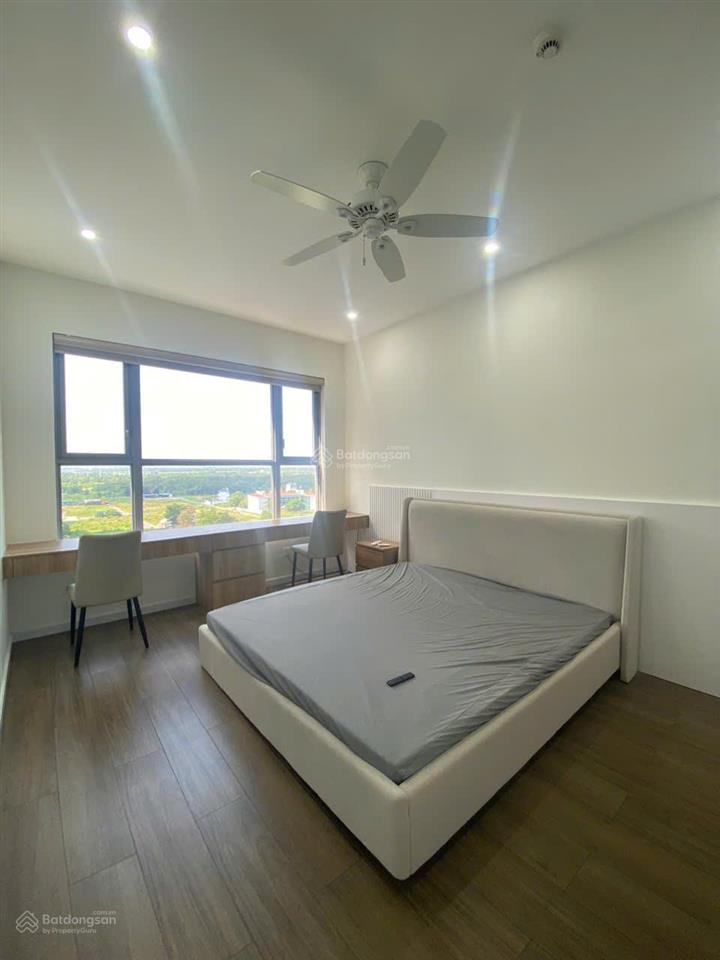 Chính chủ gửi cho thuê celesta rise 3pn 2wc 105m2 full đồ giá 26tr lầu cao view đẹp.  0918 722 ***