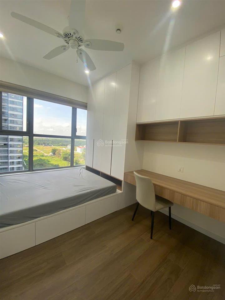 Chính chủ gửi cho thuê celesta rise 3pn 2wc 105m2 full đồ giá 26tr lầu cao view đẹp.  0918 722 ***
