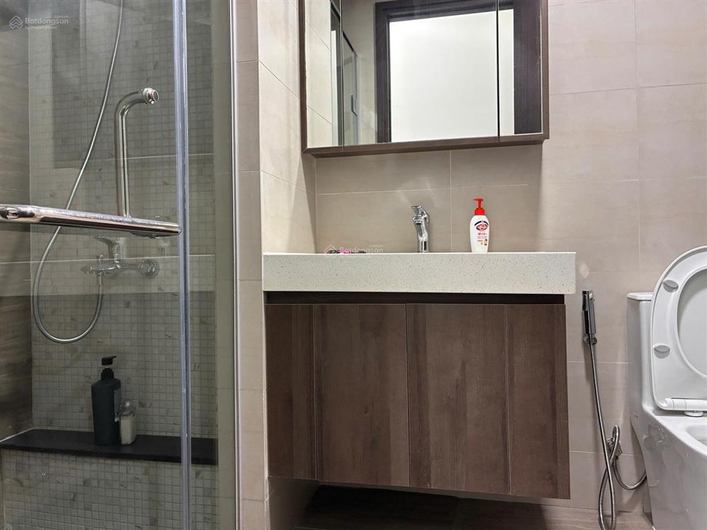 Chính chủ gửi cho thuê 2pn 2wc 80m² full nội thất cao cấp giá chỉ 18tr/tháng.  0918 722 ***