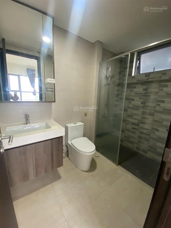Chính chủ gửi celesta rise 2pn 2wc 80m2 nội thất cơ bản giá chỉ 13 triệu/tháng.  0918 722 ***