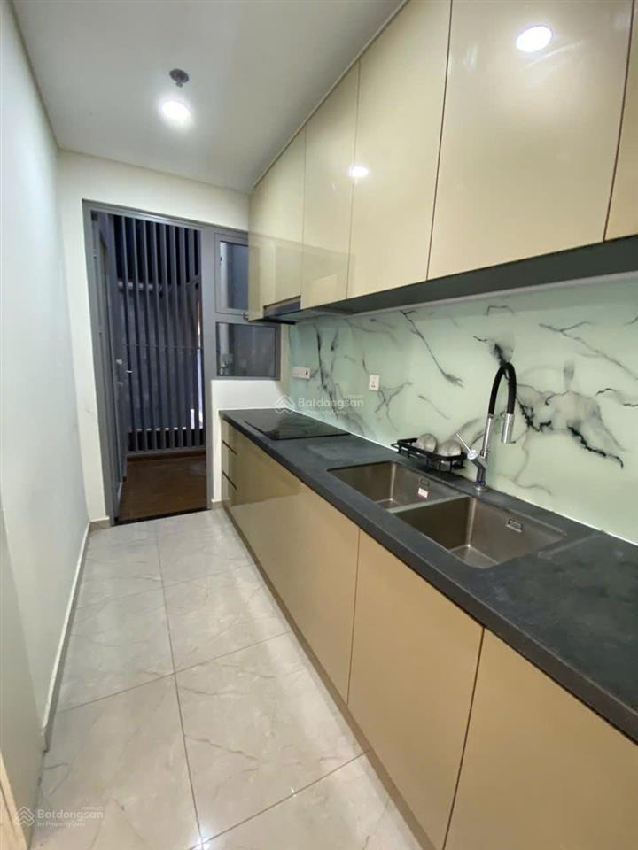 Tin thật 100% celesta rise 2pn 2wc 79m2 có nội thất giá chỉ 13 triệu/tháng.  0918 722 ***