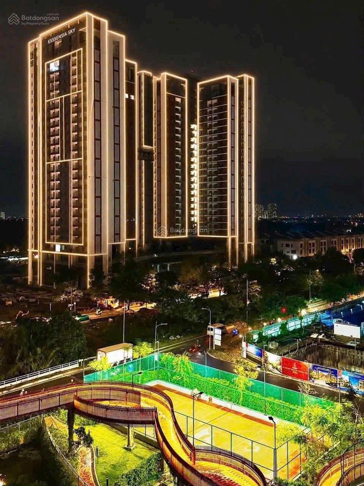 Cho thuê căn hộ 2pn, 2wc 81m2 tại essensia sky, 15tr/tháng free phí quản lý 1 năm.  0918 722 ***