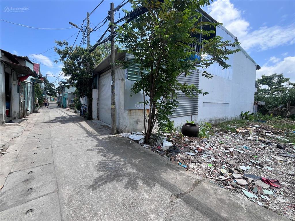 128m2 (8,6x15) hẻm xe hơi, nhà bè. giá 2,8 tỷ
