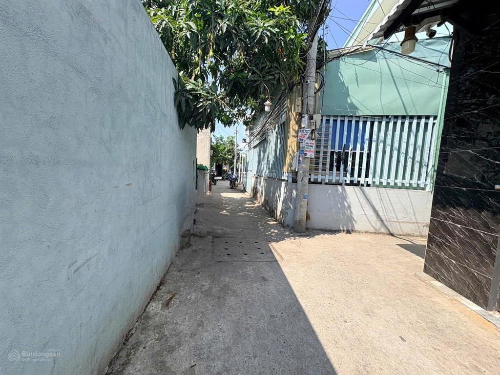 Nhà trệt 1 lầu, 4 phòng ngủ, 156m2 thổ cư, long thới, giá 4.5 tỷ