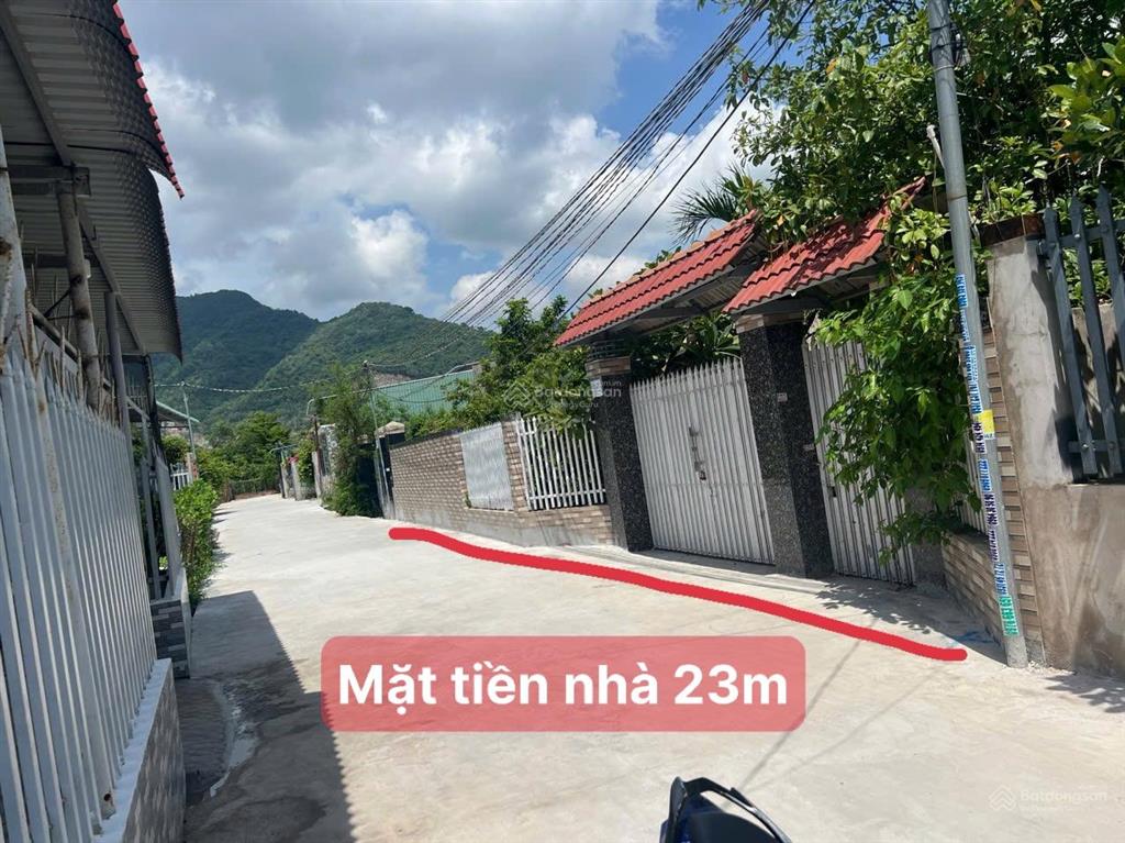 Bán đất đẹp sẵn nhà kèm vườn ăn trái tại tổ 6 ấp tân trung xã châu pha, 4 tỷ, 720 m2