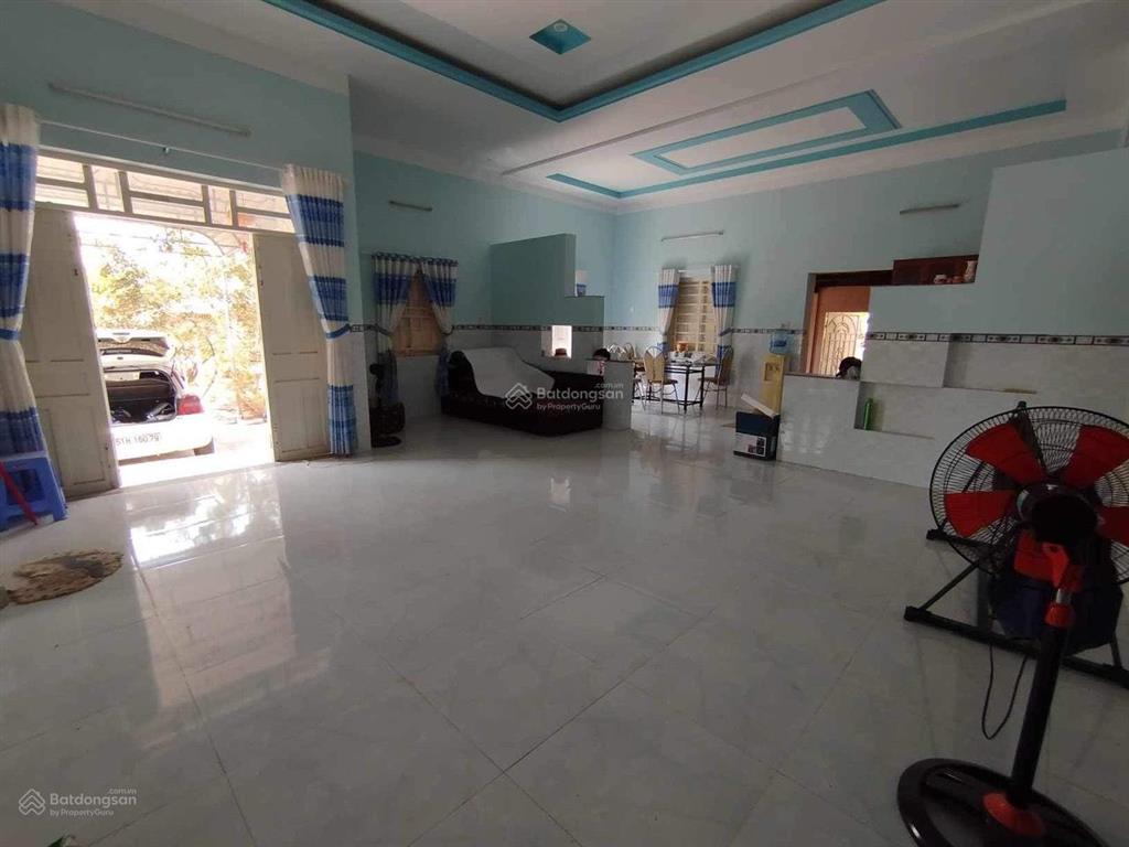 Bán đất đẹp sẵn nhà kèm vườn ăn trái tại tổ 6 ấp tân trung xã châu pha, 4 tỷ, 720 m2