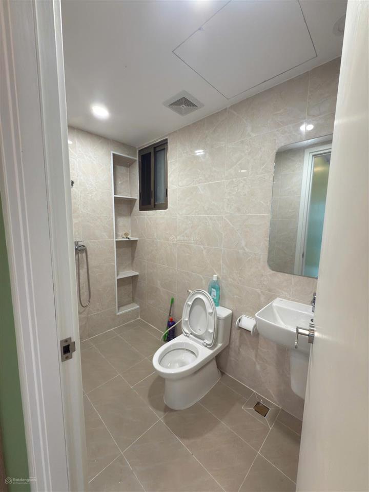 Cho thuê shop m8 the peak midtown 30m2 1 phòng + wc riêng view thác nước, giá 15 triệu/tháng