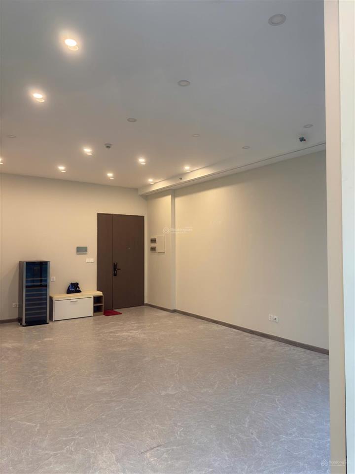 Cho thuê shop m8 the peak midtown 30m2 1 phòng + wc riêng view thác nước, giá 15 triệu/tháng