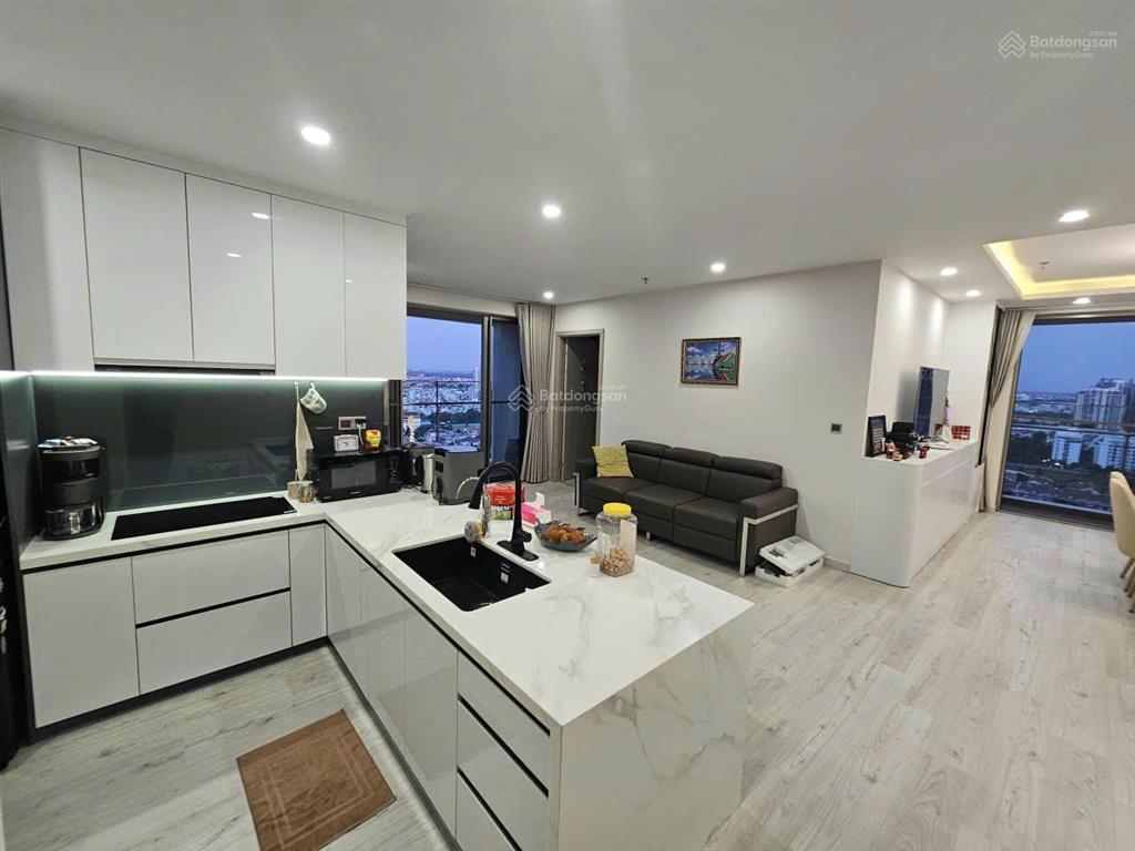Chủ gửi bán căn hộ midtown m5110m2 lầu cao căn góc view sông hướng đông nam sổ hồng riêng