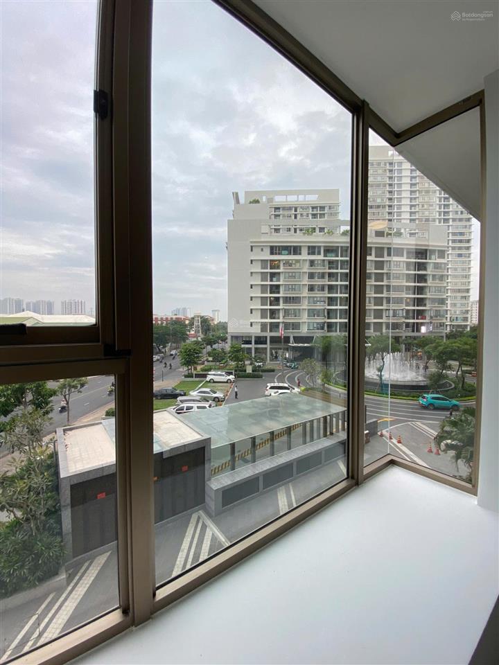 Cho thuê shophouse midtown  phú mỹ hưng diện tích 80m2 giá 25 triệu.