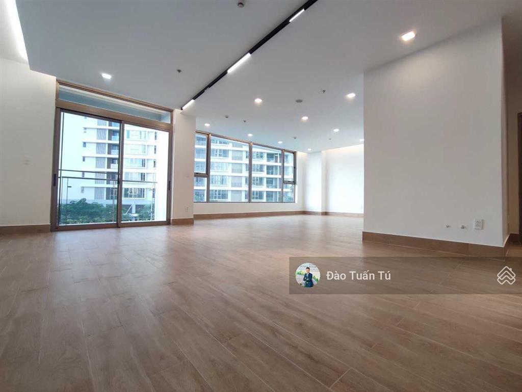 Cho thuê shophouse midtown  phú mỹ hưng diện tích 80m2 giá 25 triệu.