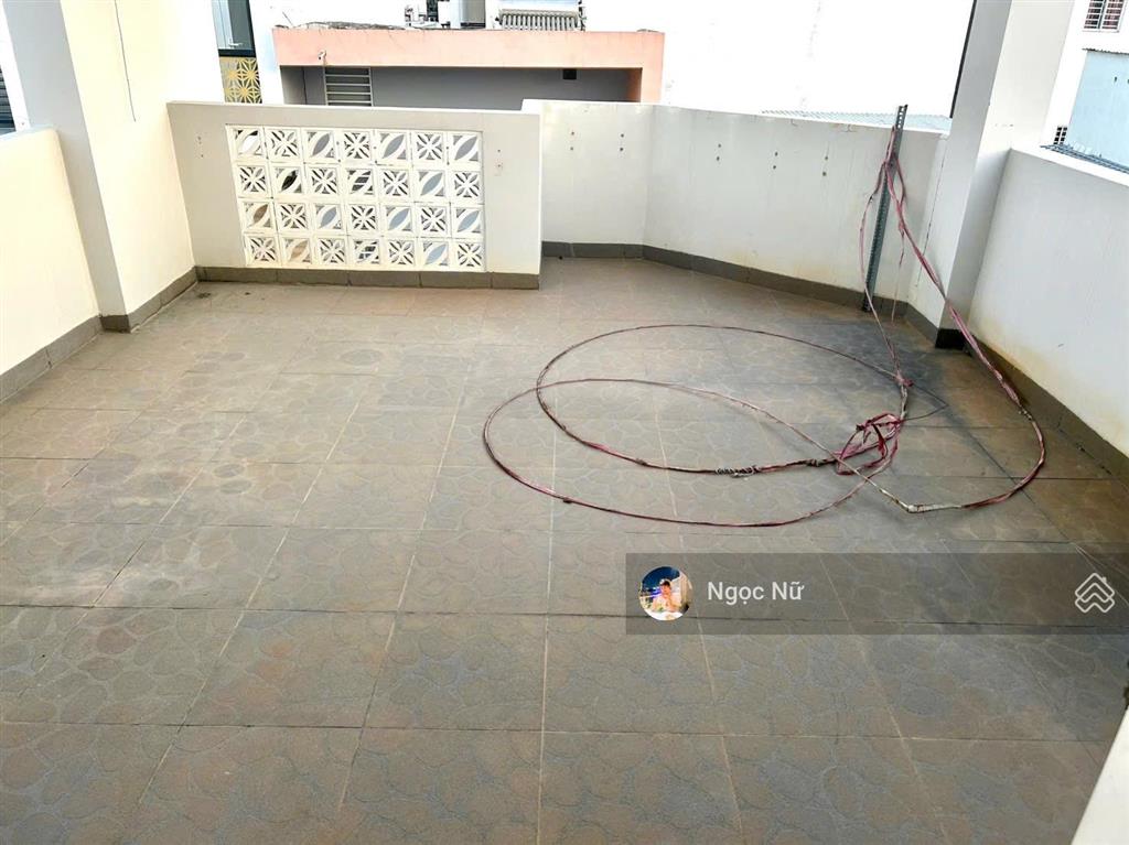 Cực rẻ bán nhà 3 tầng 75m2( 5*15m) góc 2 mặt hẻm oto chỉ 6.99 tỷ  hiệp bình chánh thủ đức