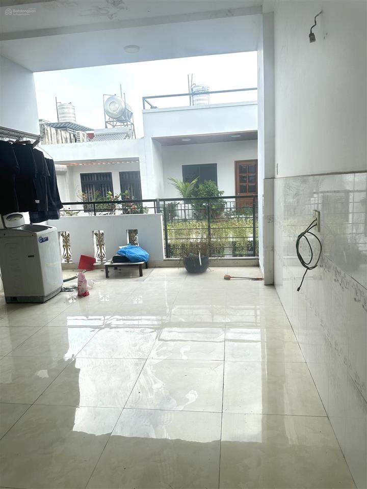 Rẻ  3 tầng /3pn hẻm oto 5m thông  chỉ 6 tỷ khu đồng bộ  linh đông thủ đức gần phạm văn đồng