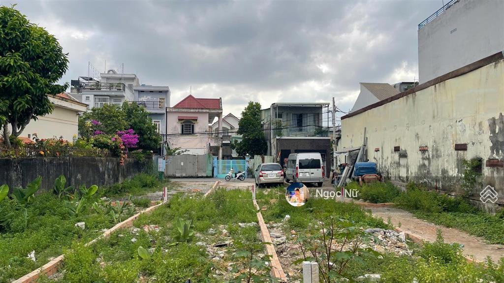 Đất đẹp chỉ 4.6 tỷ  55m2  1 trục 50m ra mặt tiền sát vạn phúc city  hiệp bình phước