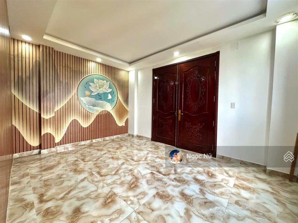 Cho thuê nhà đẹp 70m²  4 tầng/5pn cuối phạm văn đồng  đường số 8  linh xuân  thủ đức