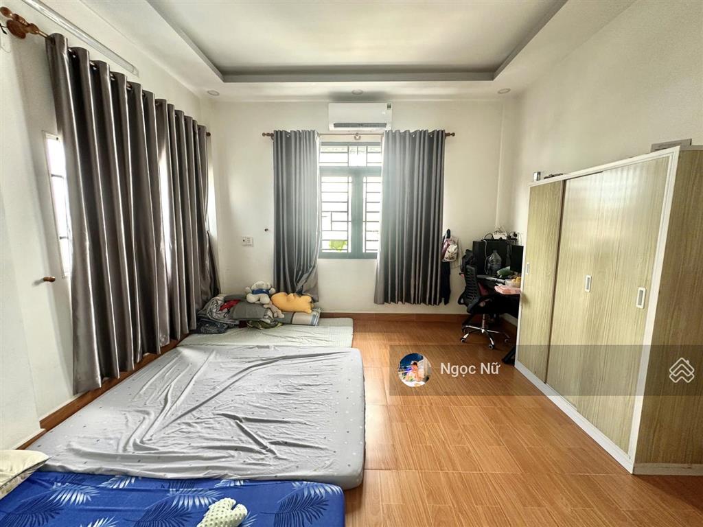 Rẻ  5.6 tỷ  3 tầng  62m hiệp bình chánh sát vách phạm văn đồng hẻm thông thoáng gần bình thạnh