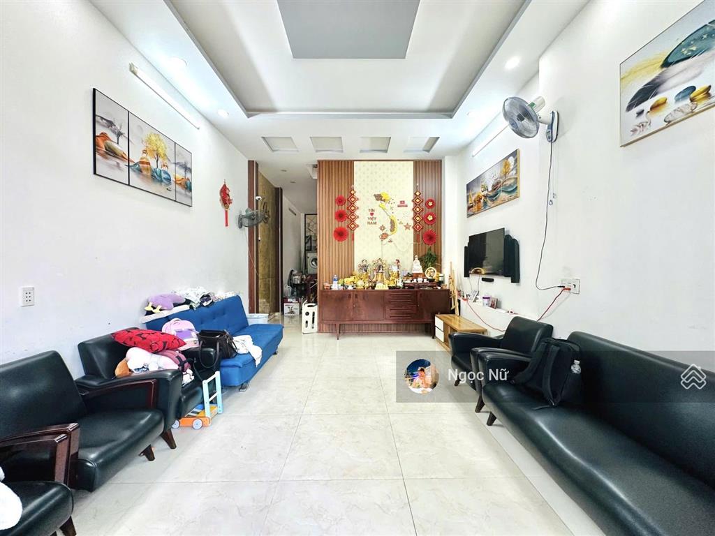 Rẻ  5.6 tỷ  3 tầng  62m hiệp bình chánh sát vách phạm văn đồng hẻm thông thoáng gần bình thạnh