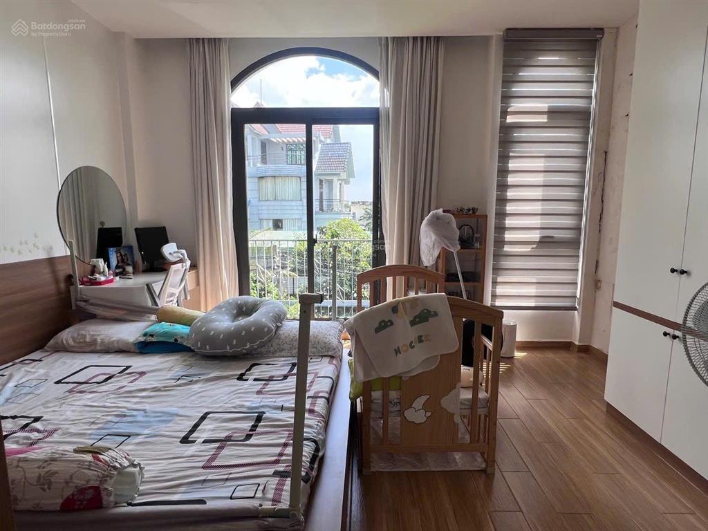 Bán nhà 3 tầng 80m2/3pn oto ngủ nhà hiệp bình phước thủ đức  1/ ra mặt tiền nhà đẹp lung linh