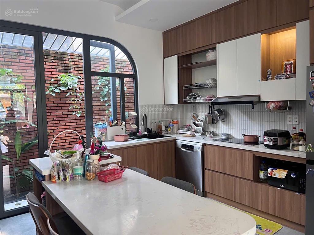 Bán nhà 3 tầng 80m2/3pn oto ngủ nhà hiệp bình phước thủ đức  1/ ra mặt tiền nhà đẹp lung linh