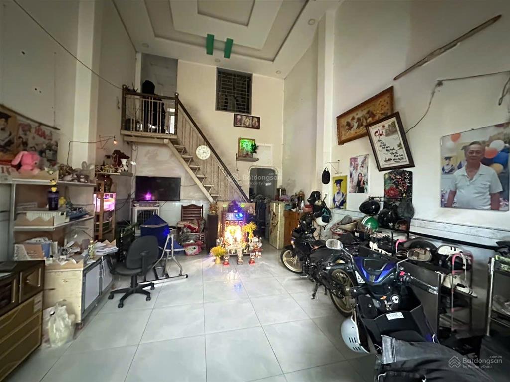 Hạ cực rẻ 70m2  có nhà 3pn hẻm oto 5m tam bình thủ đức gần cầu gò dưa hạ còn 3.8 tỷ  full thổ