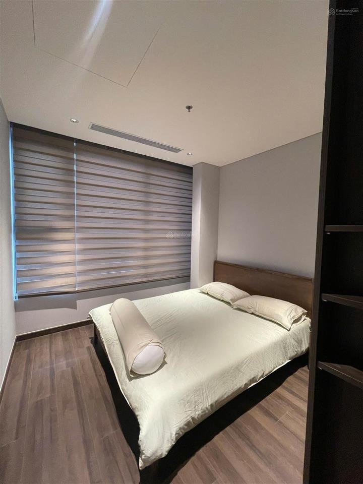 Chuyển nhượng căn hộ 2pn 90m2, lầu cao full nội thất, bán nhanh giá 13,97 tỷ.  0908 622 ***