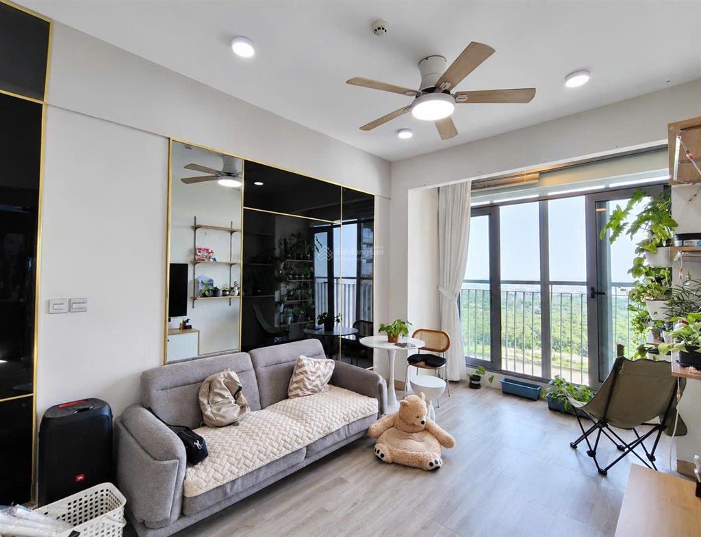 Cần bán gấp căn hộ lux garden, 2pn 74m2 góc view trực diện sông sg lầu cao, hướng đn