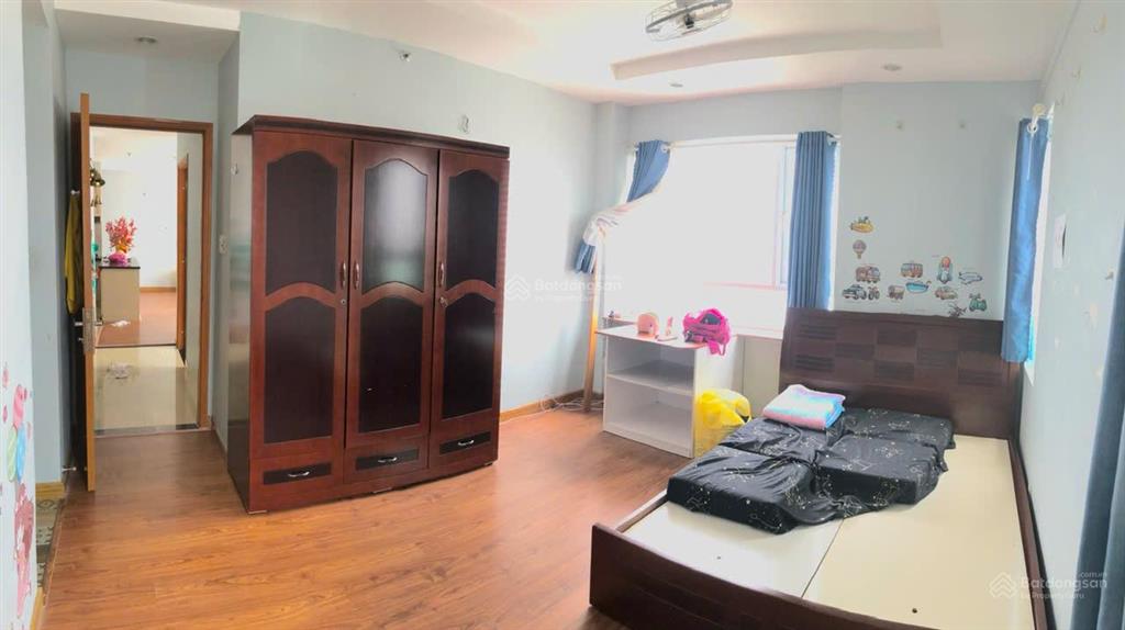 Bán căn hộ sân vườn hưng phát 1, 2 phòng ngủ, 2wc, sổ hồng, giá 3.39 tỷ