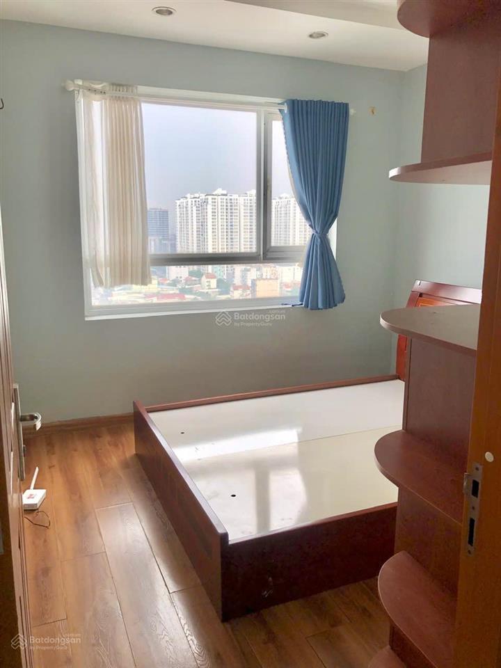 Bán căn hộ sân vườn hưng phát 1, 2 phòng ngủ, 2wc, sổ hồng, giá 3.39 tỷ