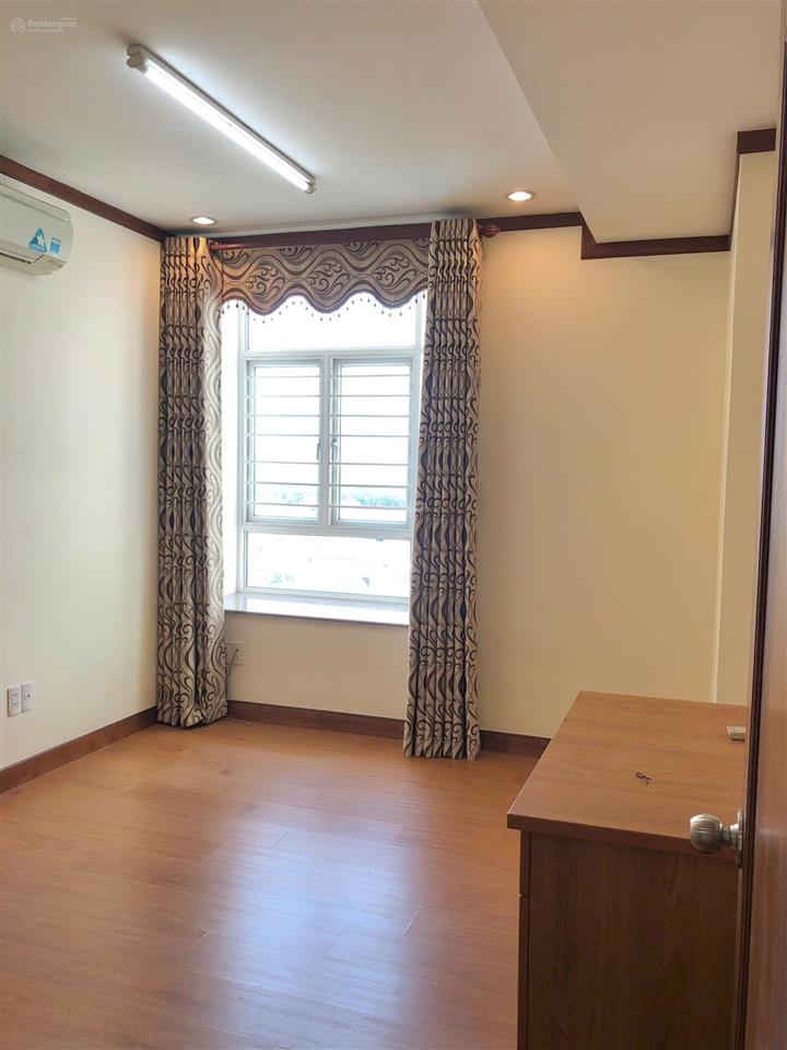 Cho thuê căn hộ hoàng anh gold house, 2 phòng ngủ, nội thất, view đẹp, giá 10 triệu/tháng