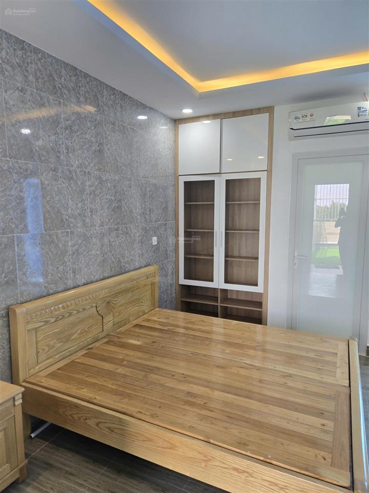 Cho thuê nhà 1 trệt 2 lầu sân thượng hẻm 1545 lê văn lương , hiệp phước (nhơn đức ) giá 14tr/tháng