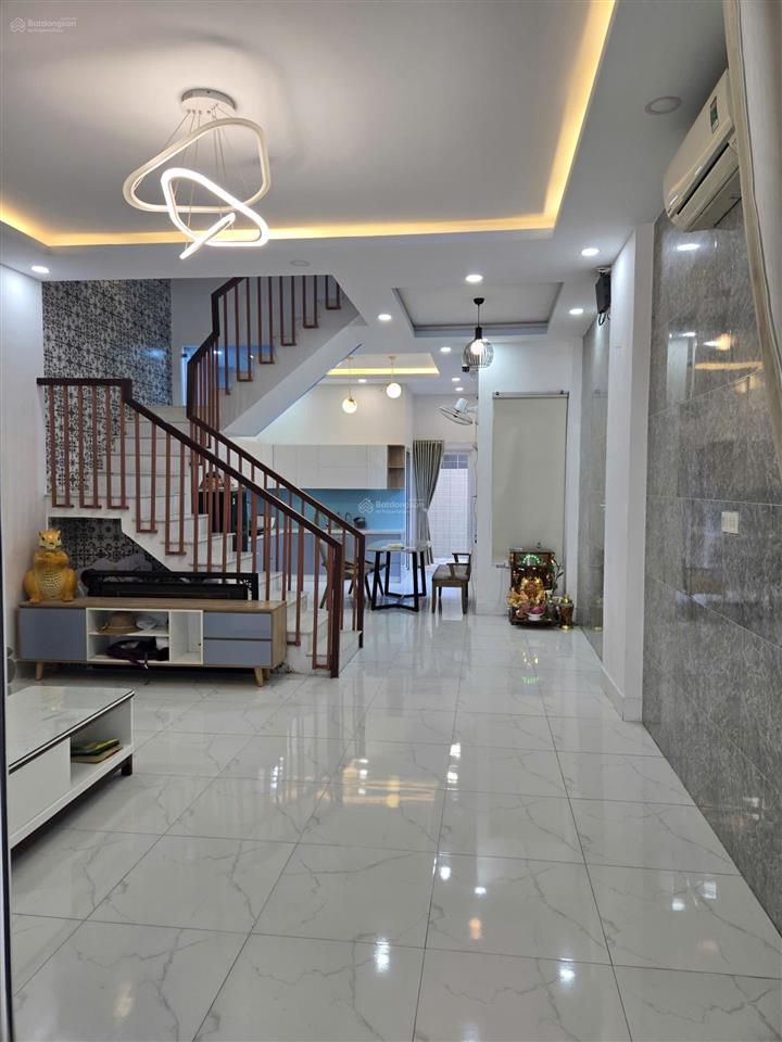 Cho thuê nhà 1 trệt 2 lầu sân thượng hẻm 1545 lê văn lương , hiệp phước (nhơn đức ) giá 14tr/tháng