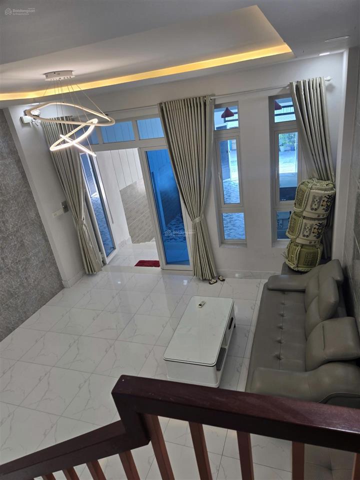 Cho thuê nhà 1 trệt 2 lầu sân thượng hẻm 1545 lê văn lương , hiệp phước (nhơn đức ) giá 14tr/tháng