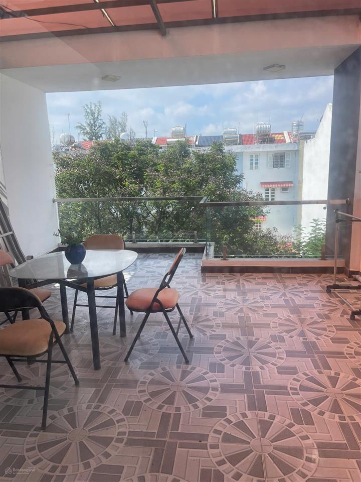 Bán nhanh căn nhà phố kdc sadeco phước kiển a xã nhà bè, dt 5x19 xây 1 trệt 2.5 lầu, giá 13 tỷ