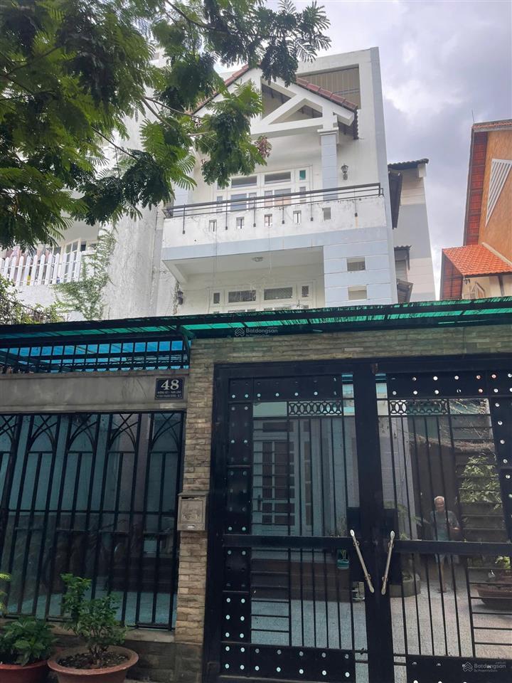 Bán nhanh căn biệt thử kdc 1368 xã nhà bè dt 8x20 1 trệt 2.5 lầu giá bán 13 tỷ thương lượng