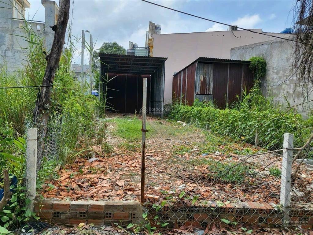 Bán nhanh lô đất hẻm xe hơi 1560 lê văn lương, dt 5x18m giá bán 4 tỷ  0941 300 ***