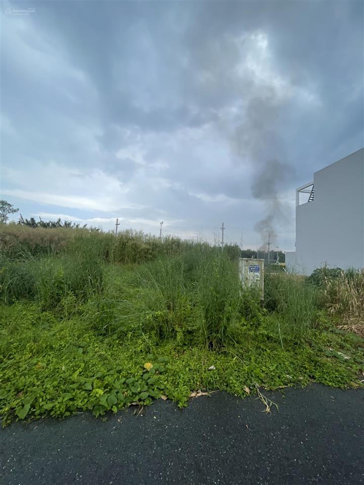 Bán đất nền dự án thanh nhựt, 65 triệu / m2, 108 m2, sổ đỏ cá nhân (tđc)