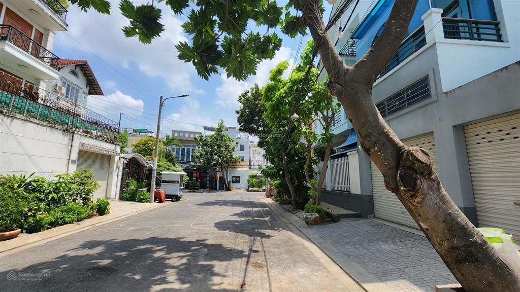 Bán nhà riêng hẻm nhựa 12m, 1246 lê văn lương, 12 tỷ, 107m2, sổ hồng