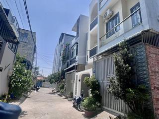 Cần bán nhà hxh đường 963 phú hữu cách nguyễn duy trinh 800m, nhà mới 100%