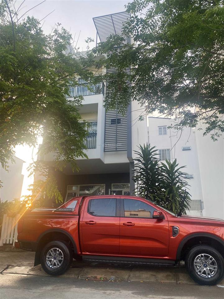 Chính chủ bán nhanh nền nhà phố tại the star, dt 77.5m2 giá 2.6 tỷ.  0986 833 *** thảo nguyễn