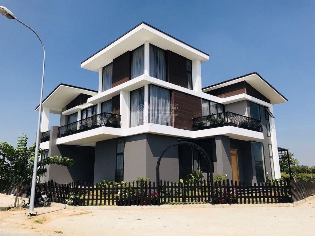 Chính chủ bán nhanh nền nhà phố tại the star, dt 77.5m2 giá 2.6 tỷ.  0986 833 *** thảo nguyễn