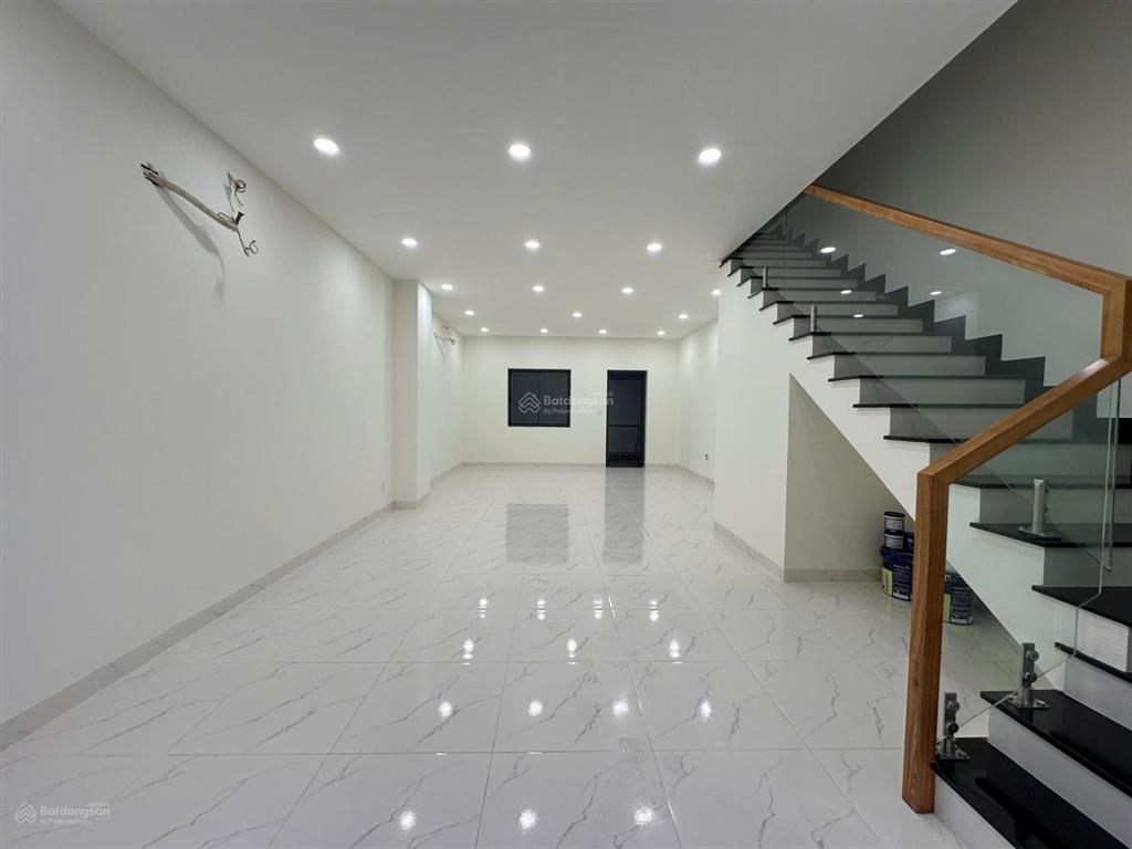 Cho thuê river park 14tr/th  sam